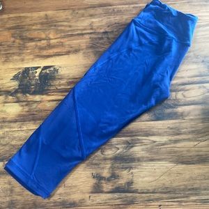 Victoria Sport Cropped Leggings